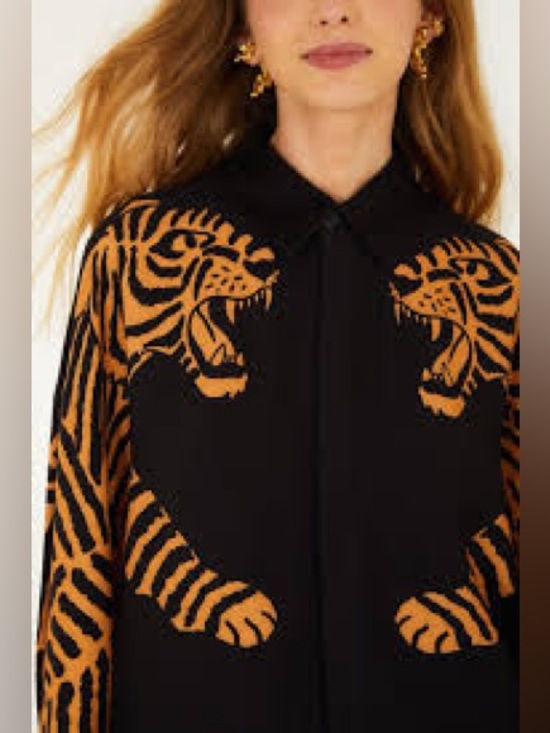 FARM Rio Tops - FARM Rio Black Tiger Long Sleeve Button-Up Shirt size medium NWOT